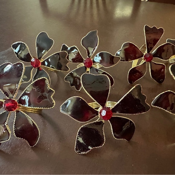 Pier 1 Other - Pier 1 Fall Flower Napkin Rings, Maroon & Gold